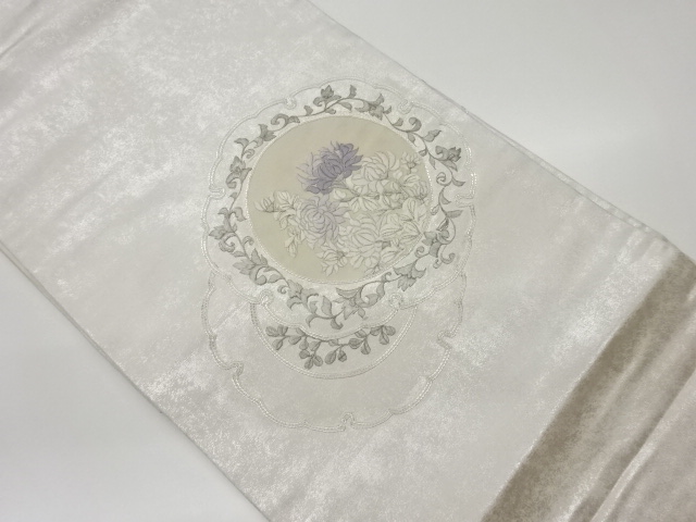 雪輪に花・花唐草模様刺繍名古屋帯